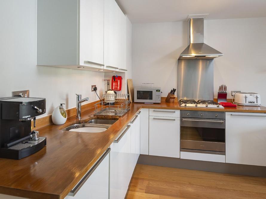 Apartamento 44 Dart Marina Dartmouth Exterior foto